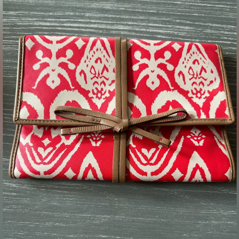 Stella & Dot jewelry organizer.